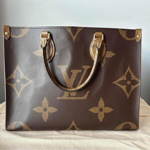 Louis Vuitton On The Go MM Like New